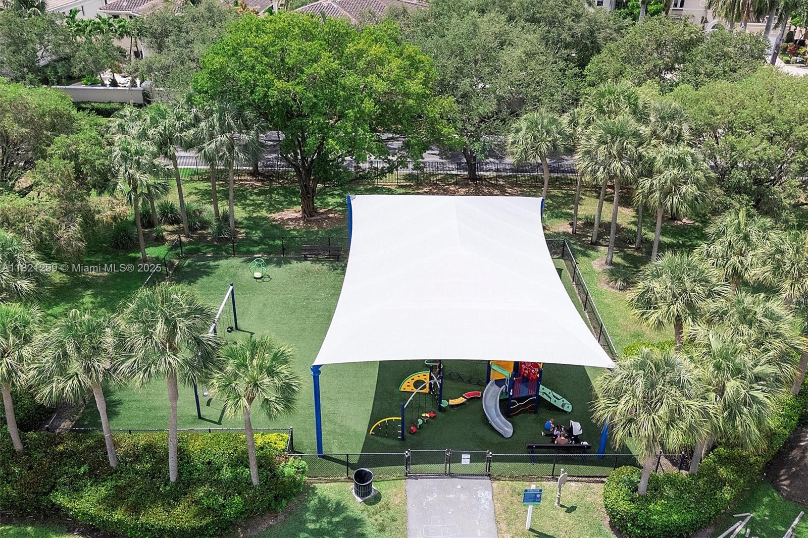 THREE ISLANDS 3RD SECTION - Residential