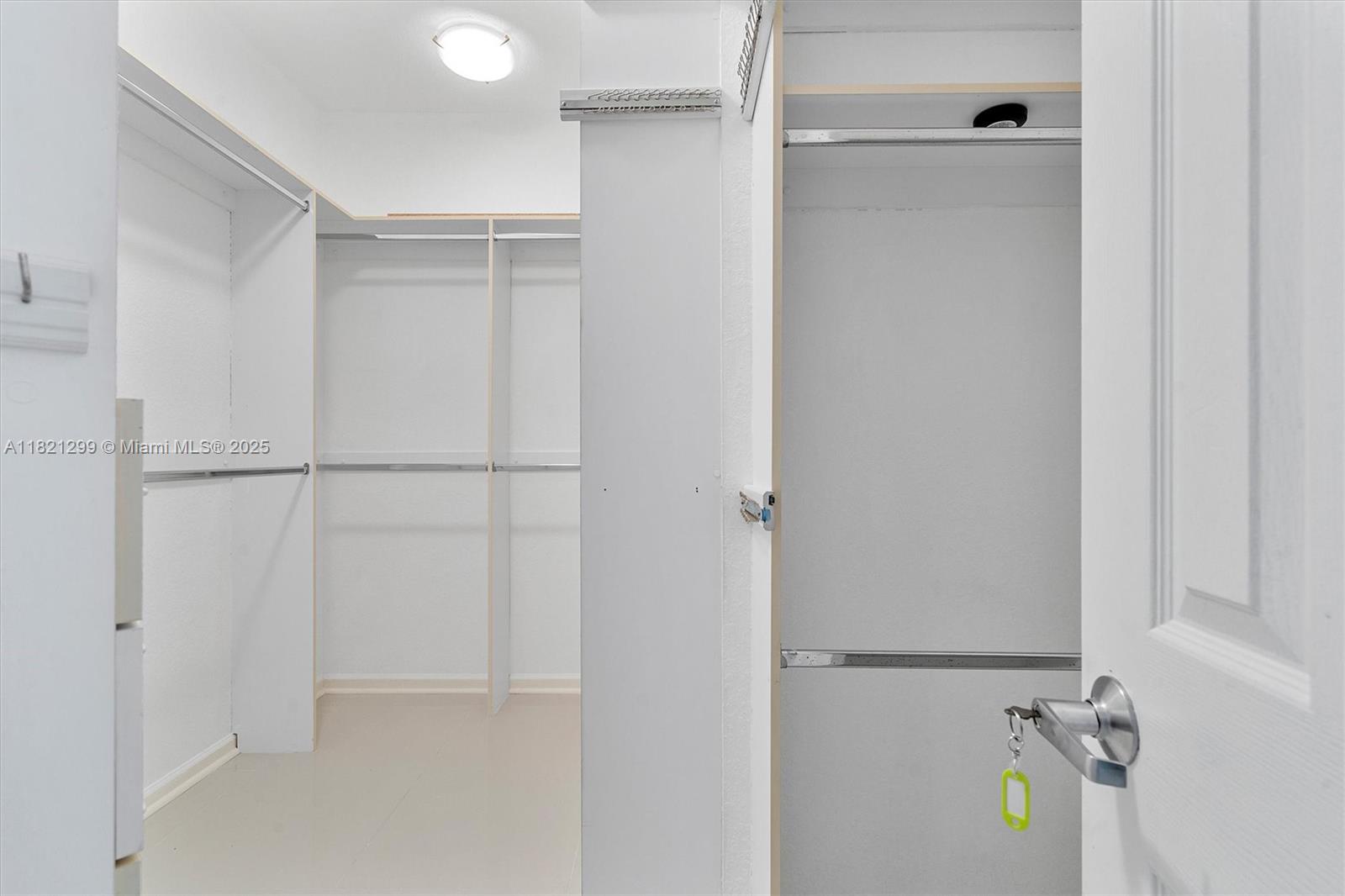 THREE ISLANDS 3RD SECTION - Residential