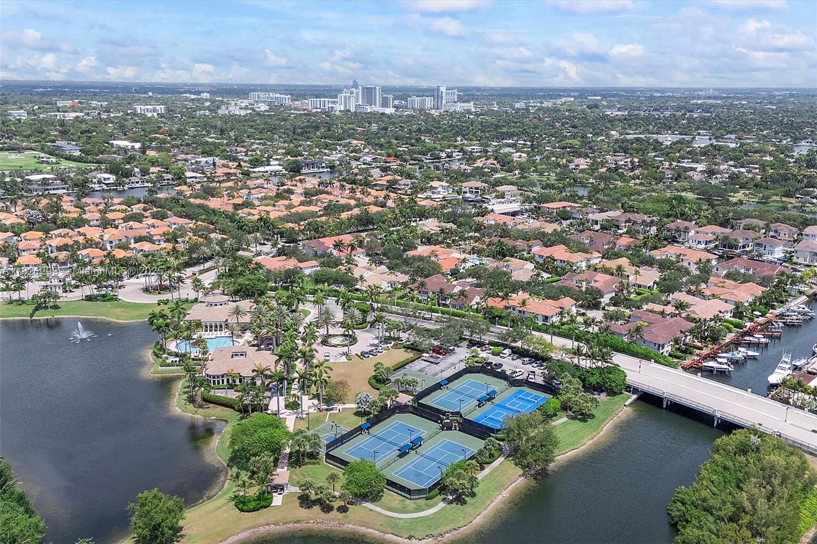 THREE ISLANDS 3RD SECTION - Residential