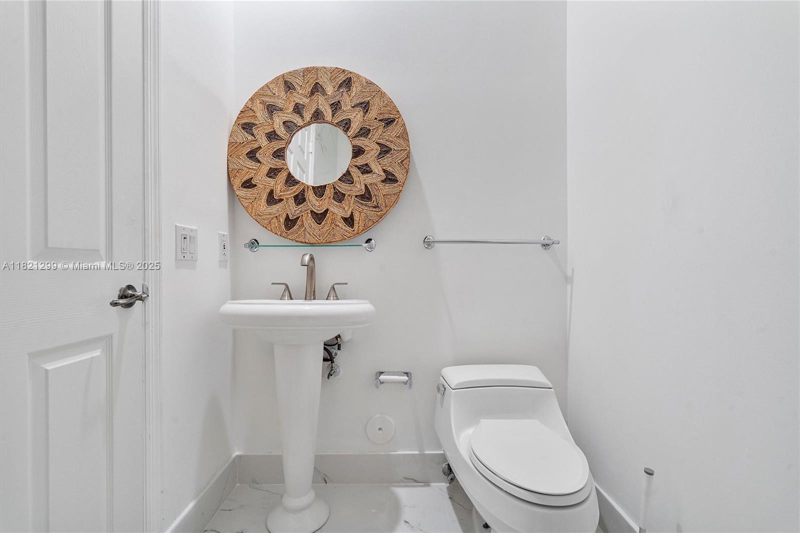 THREE ISLANDS 3RD SECTION - Residential