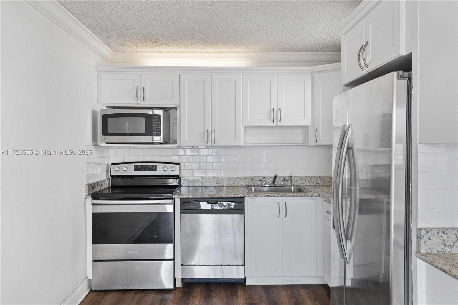 NORTH BAY VILLAS CONDO - Residential