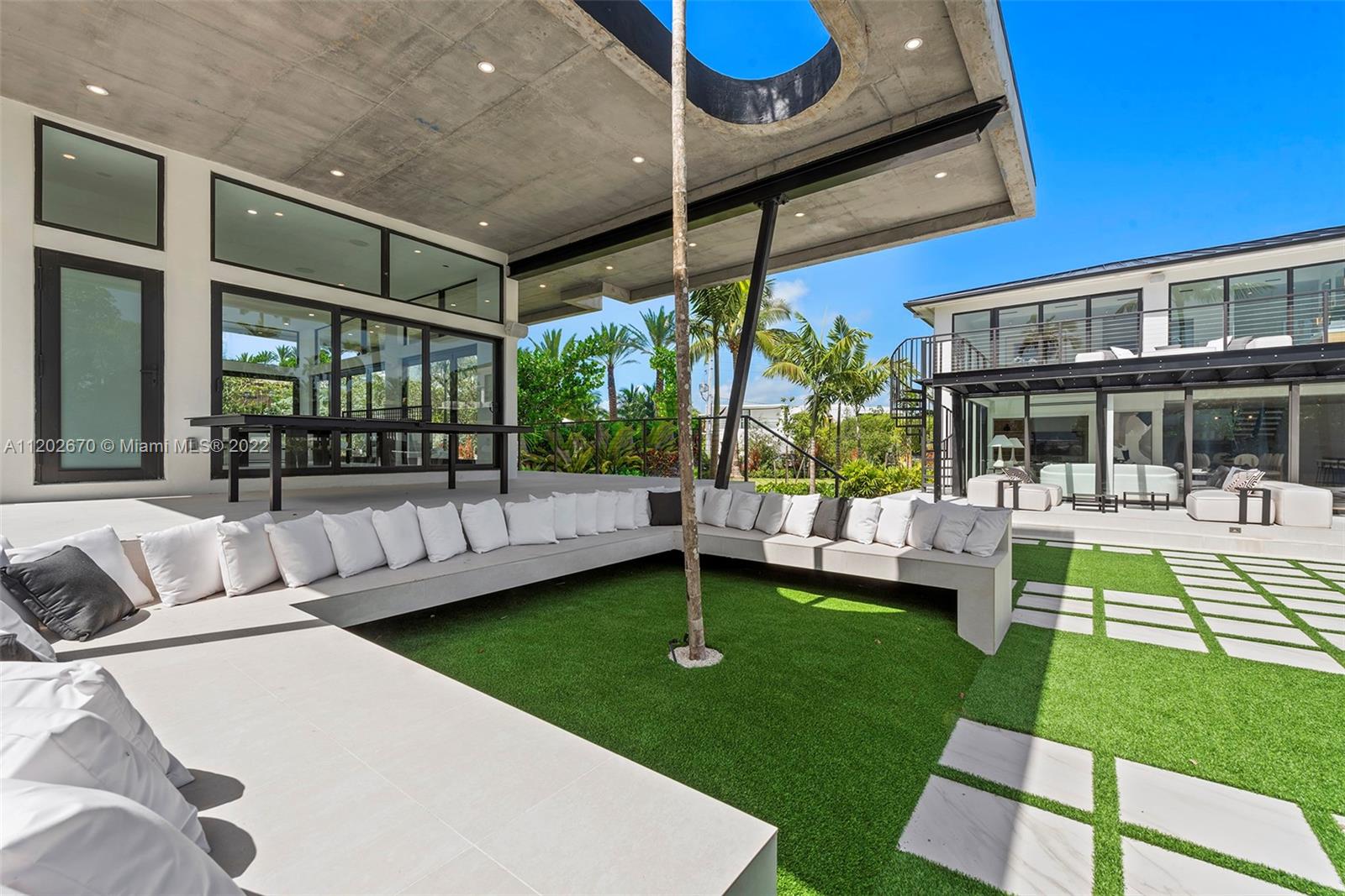 LAKE VIEW HEIGHTS SUB - Residential