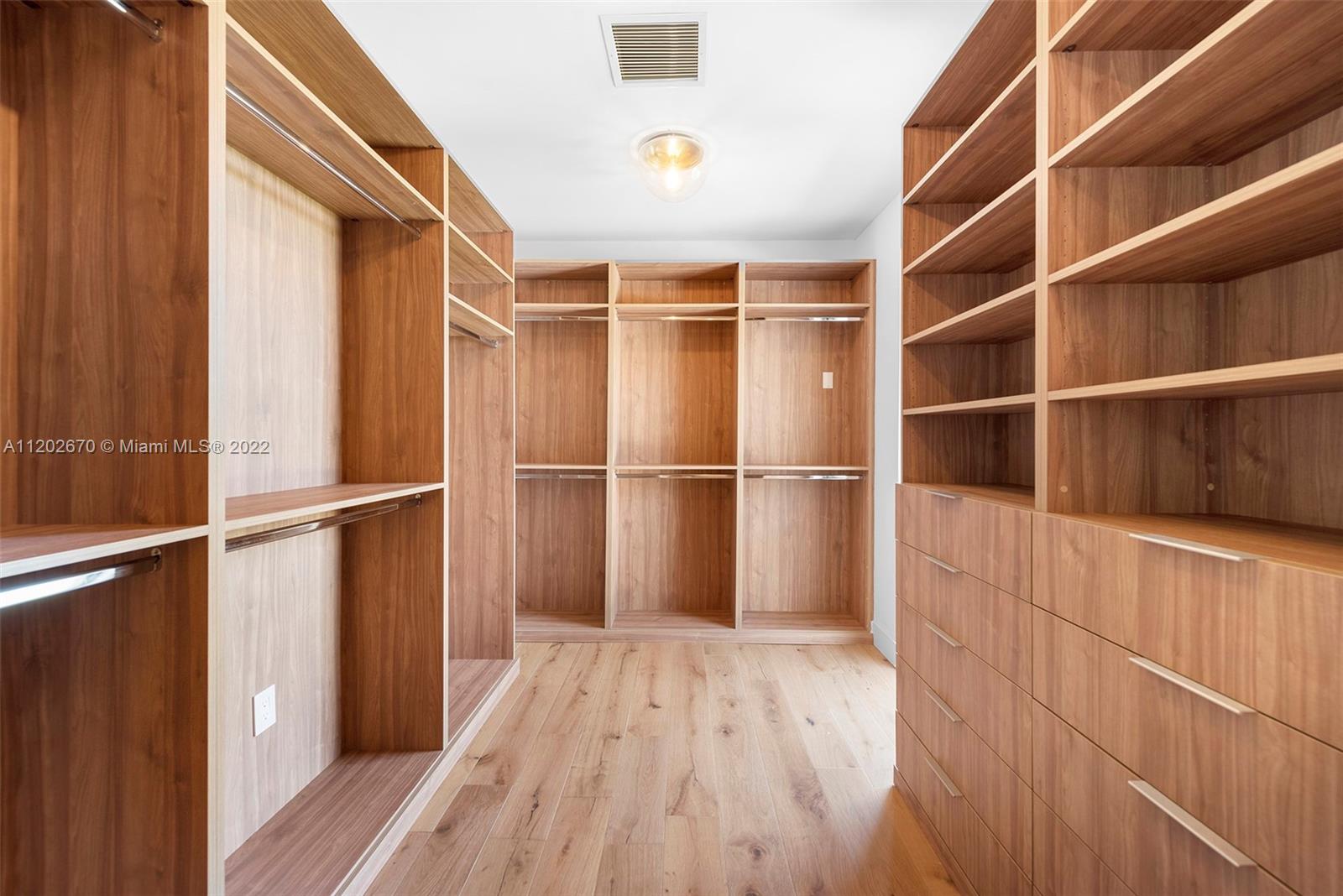 LAKE VIEW HEIGHTS SUB - Residential