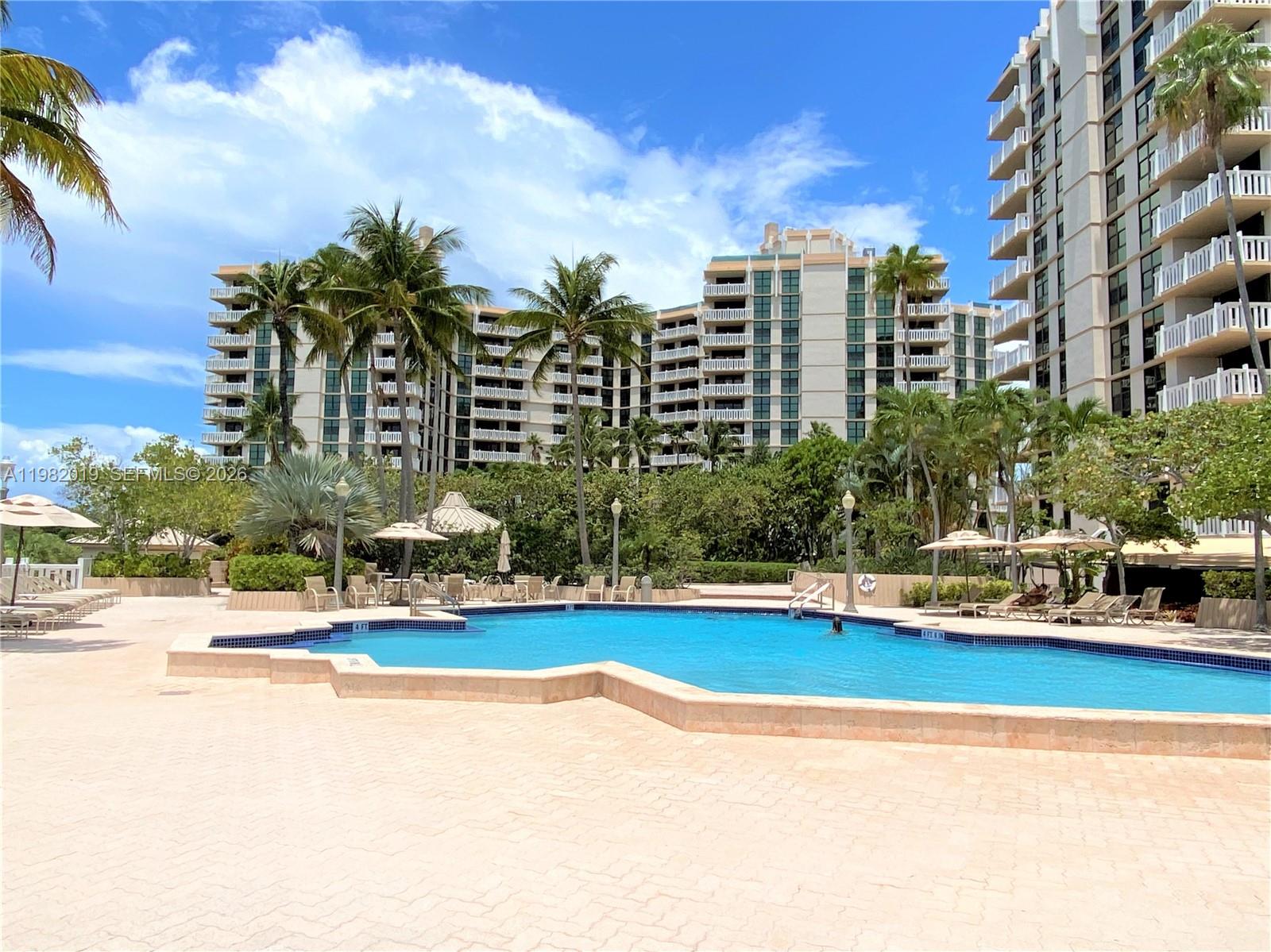 TOWERS OF KEY BISCAYNE CO - Residential Lease