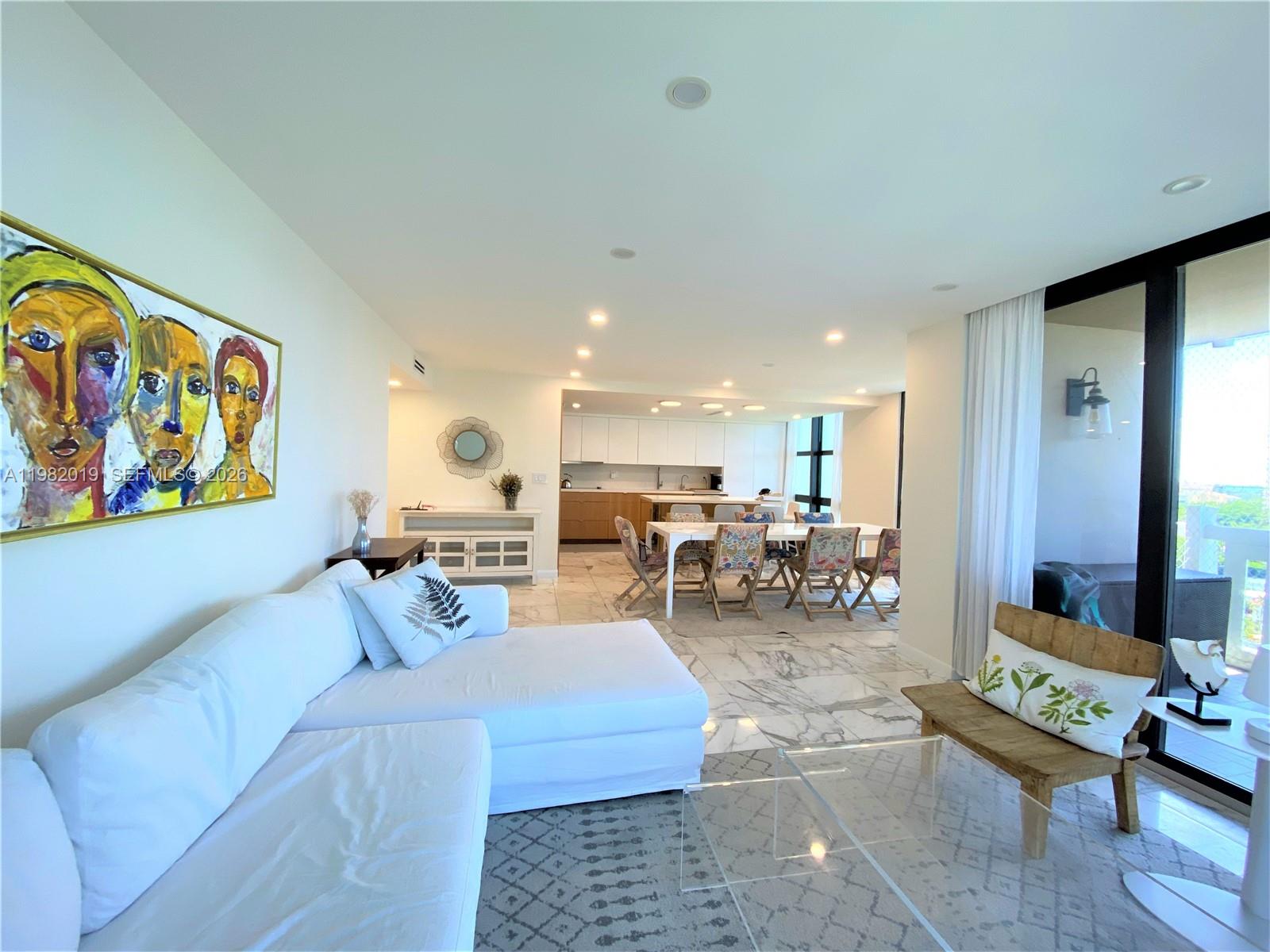 TOWERS OF KEY BISCAYNE CO - Residential Lease