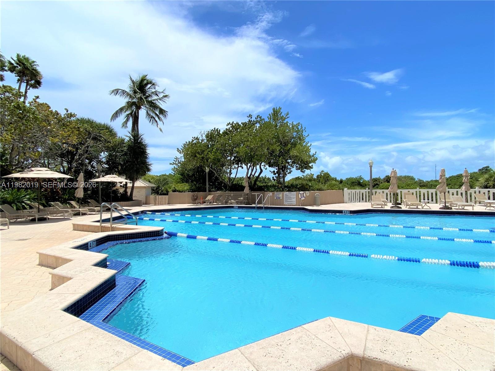 TOWERS OF KEY BISCAYNE CO - Residential Lease