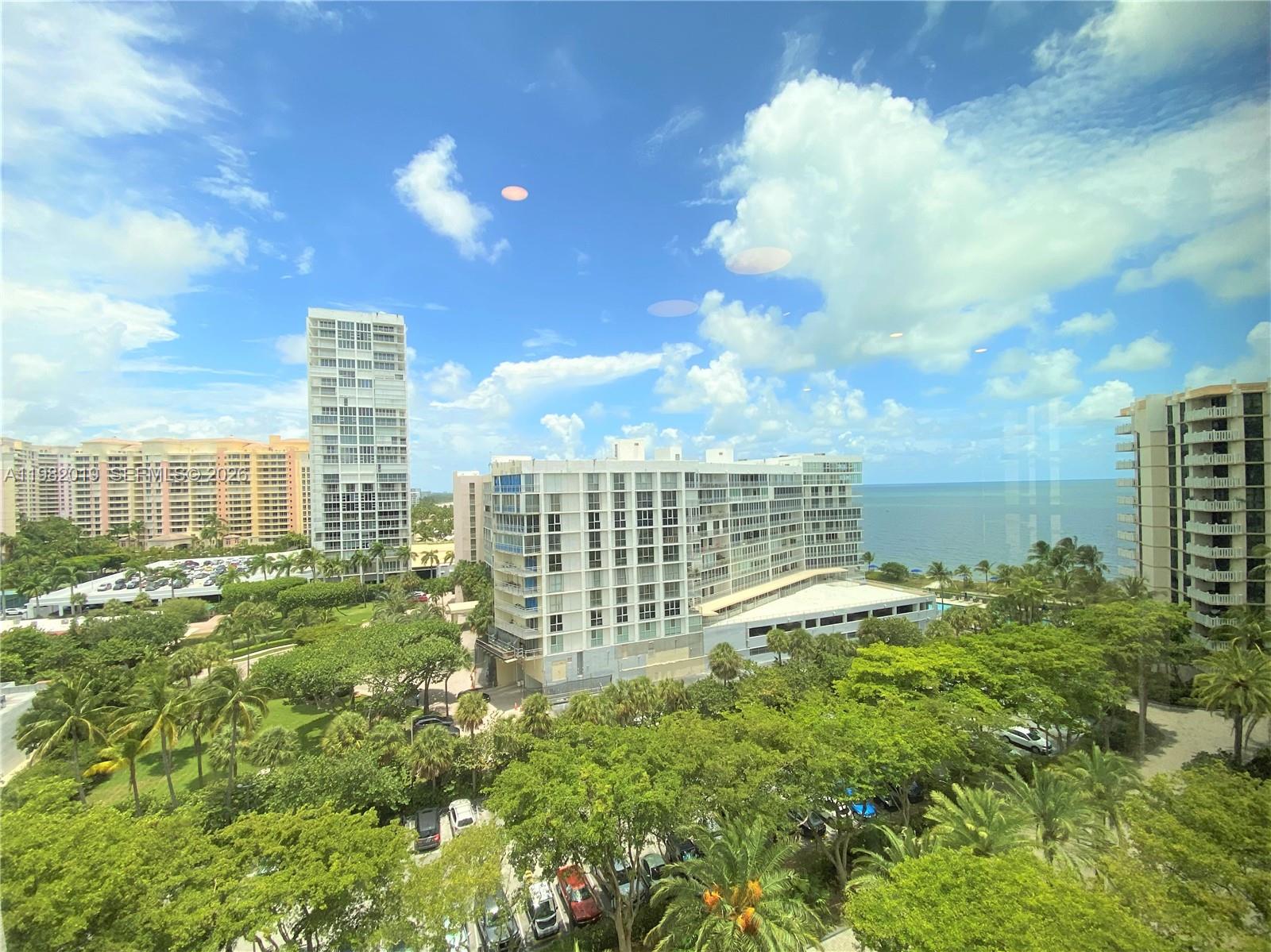 TOWERS OF KEY BISCAYNE CO - Residential Lease
