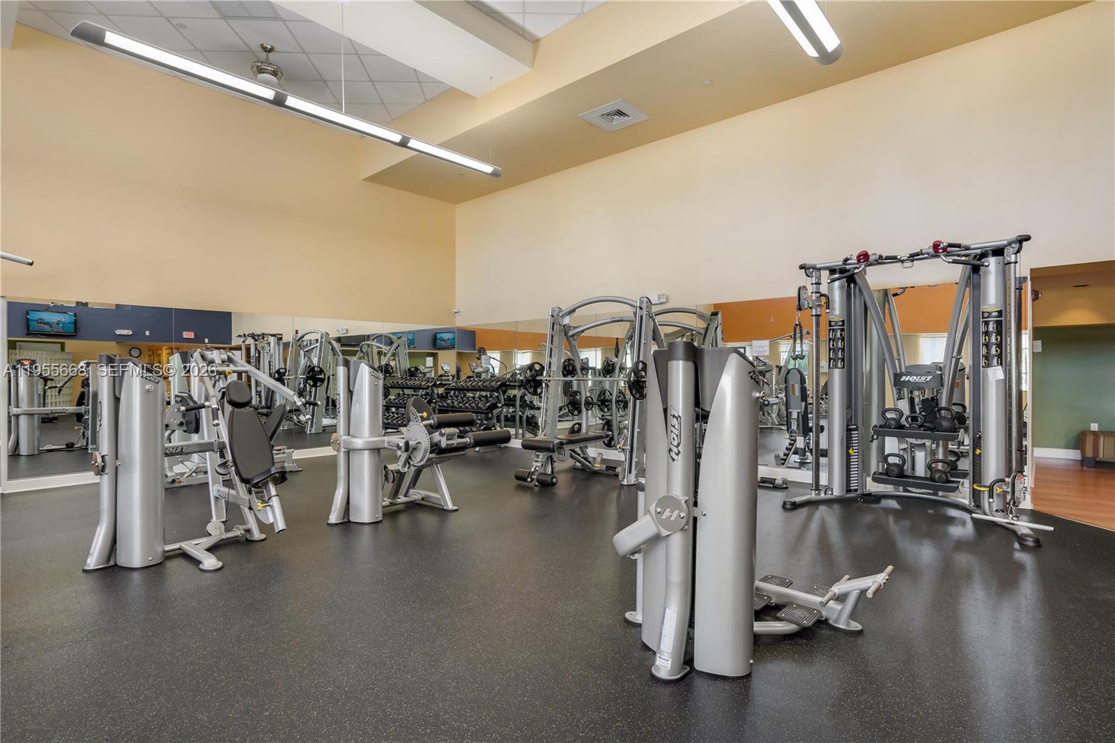 TOSCANO CONDO - Residential