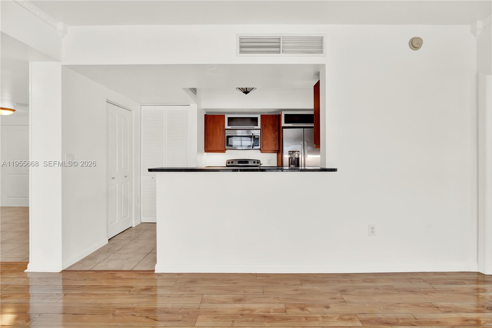 TOSCANO CONDO - Residential