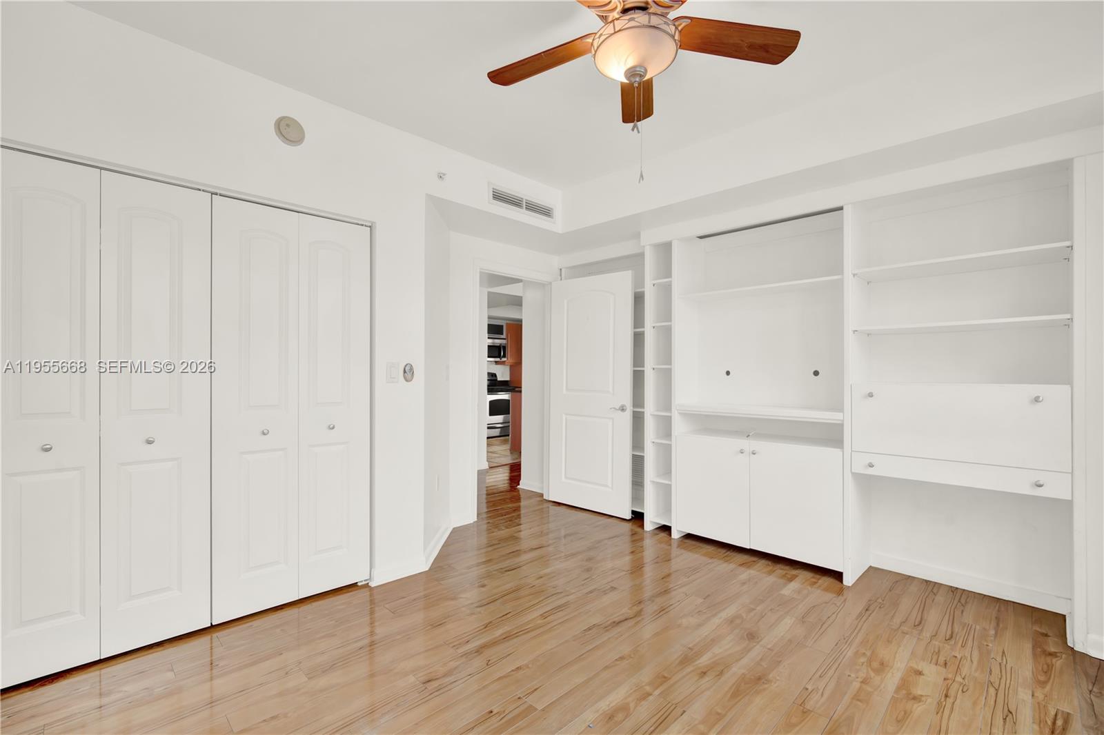 TOSCANO CONDO - Residential