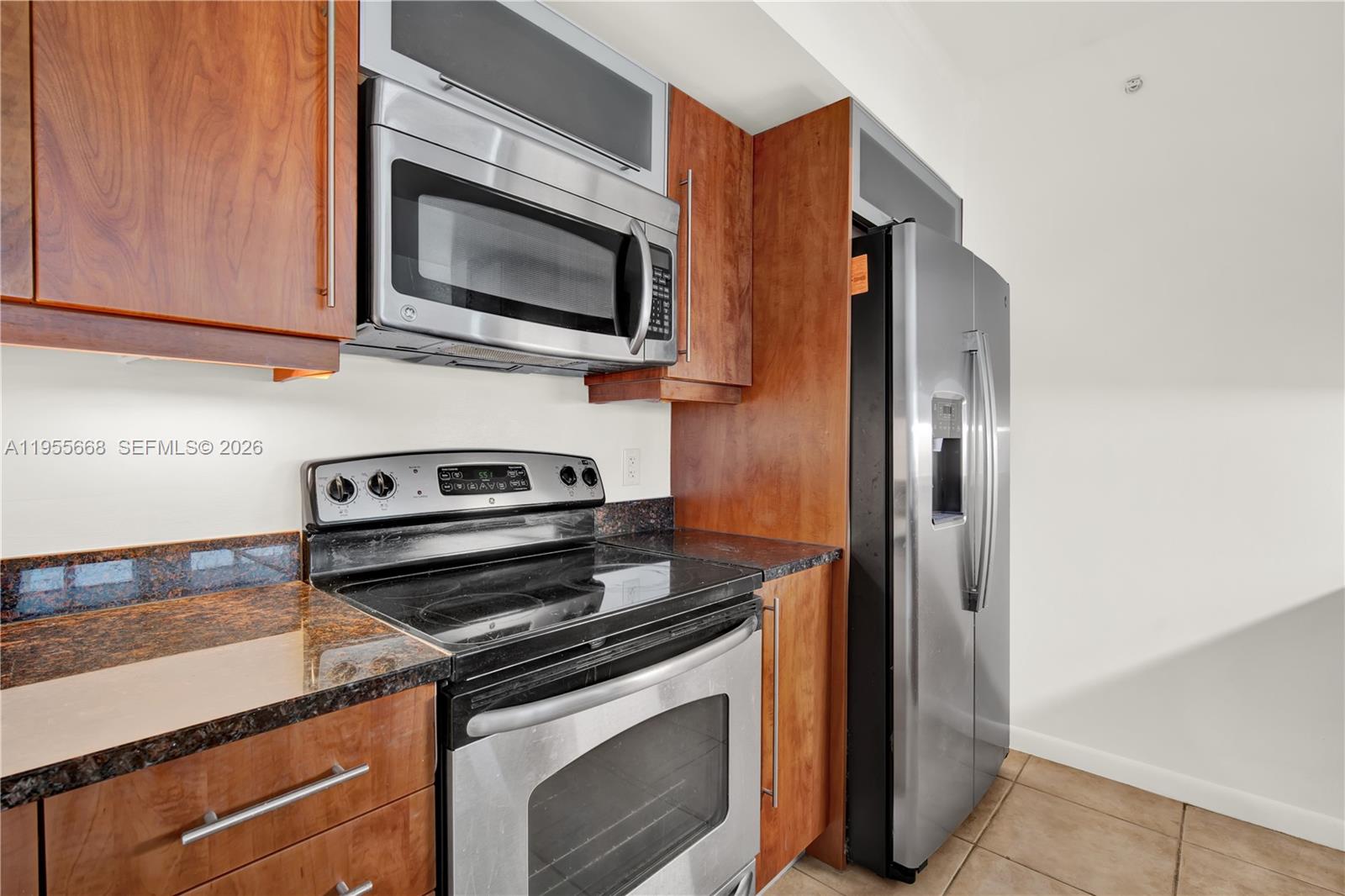 TOSCANO CONDO - Residential