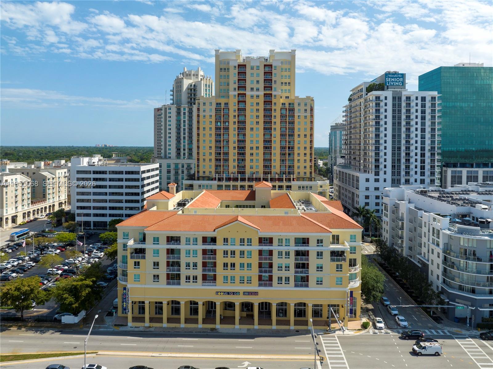 TOSCANO CONDO - Residential