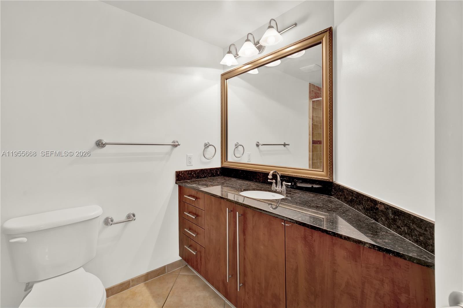 TOSCANO CONDO - Residential