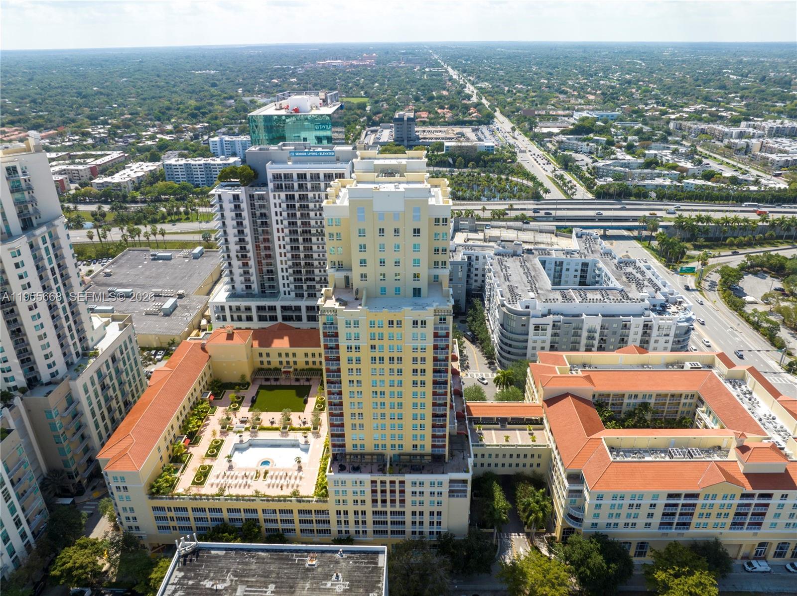 TOSCANO CONDO - Residential