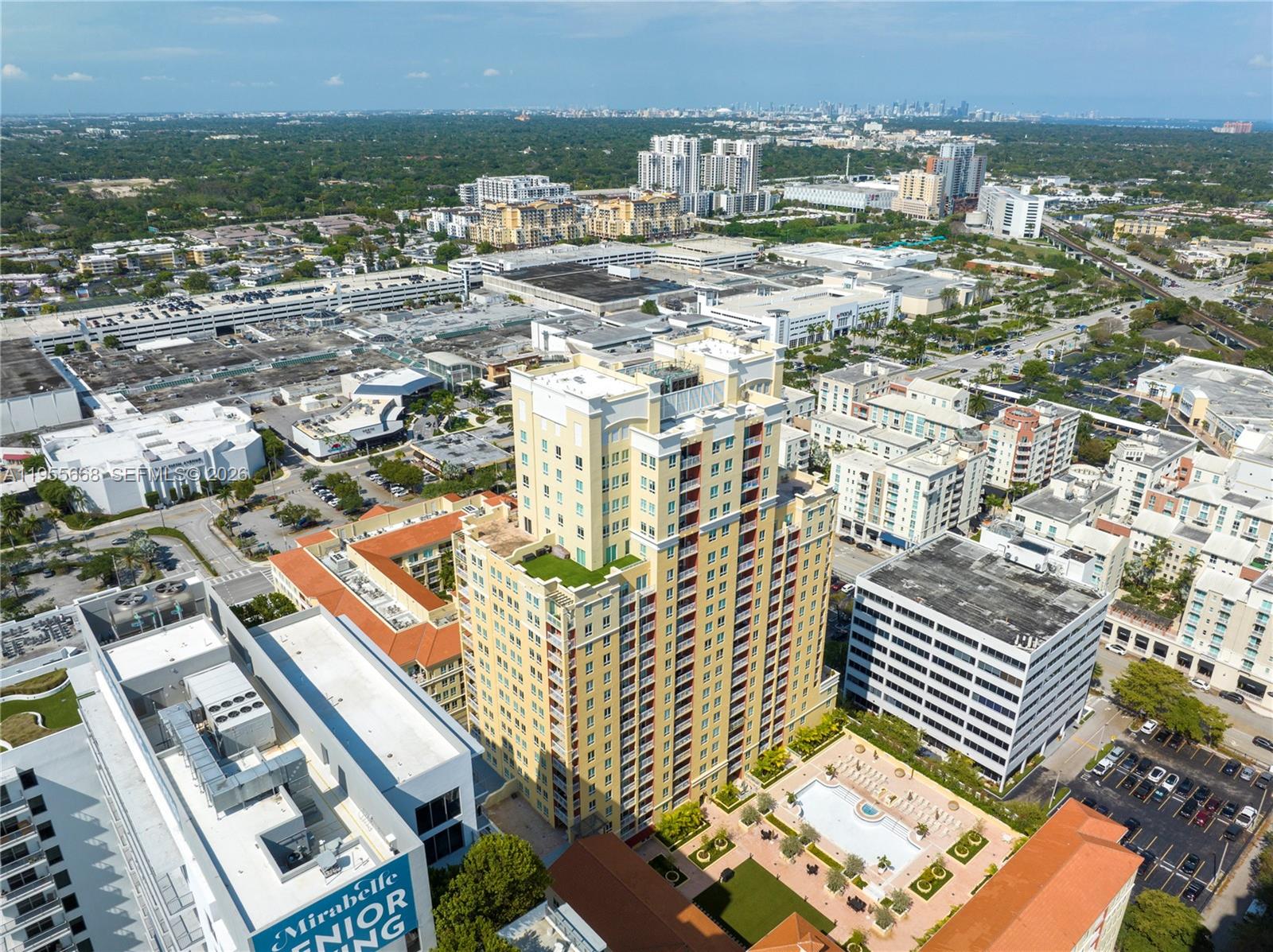 TOSCANO CONDO - Residential