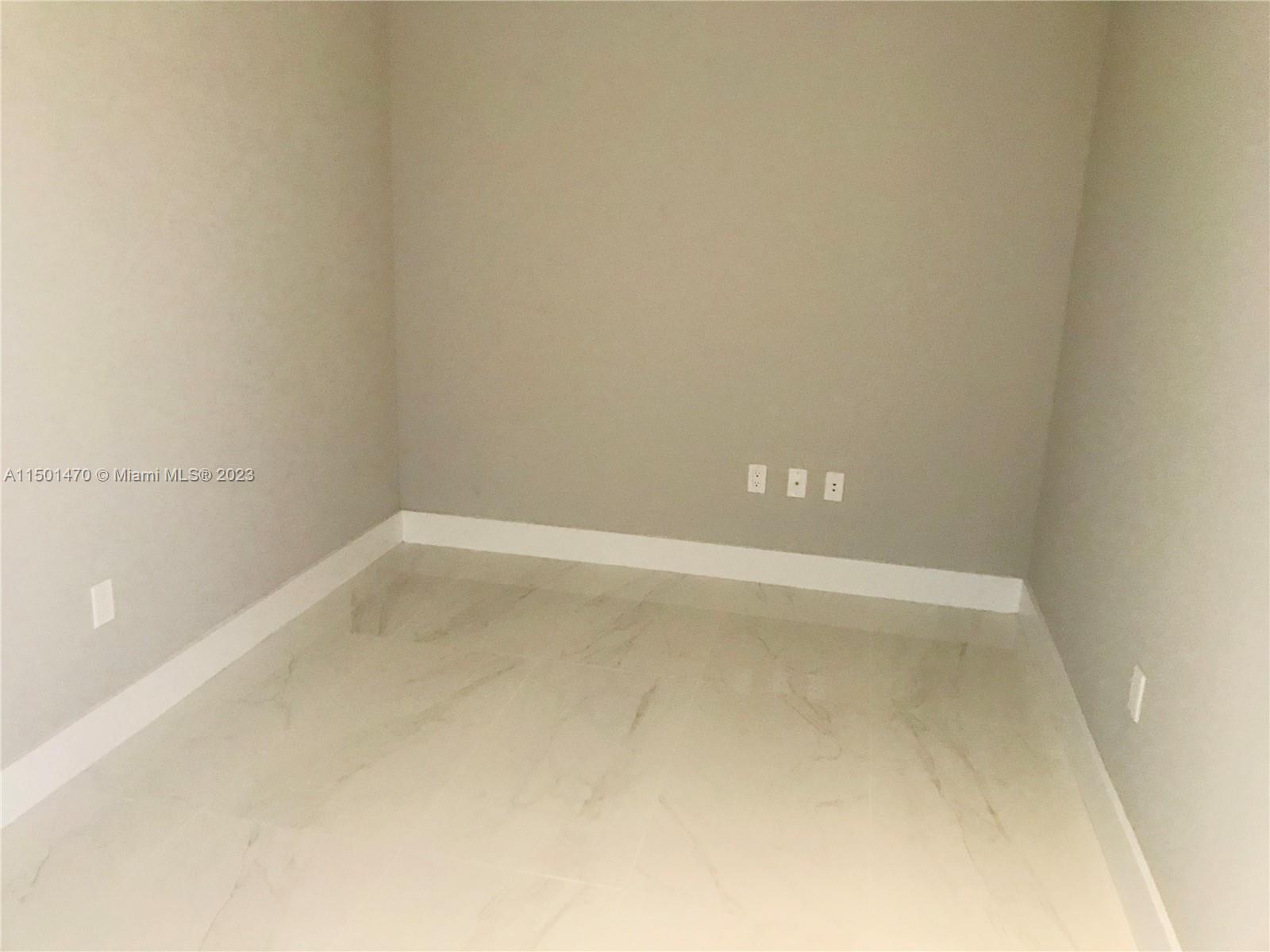 The Harbour Condominium - Residential Lease