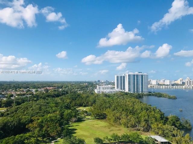 The Harbour Condominium - Residential Lease