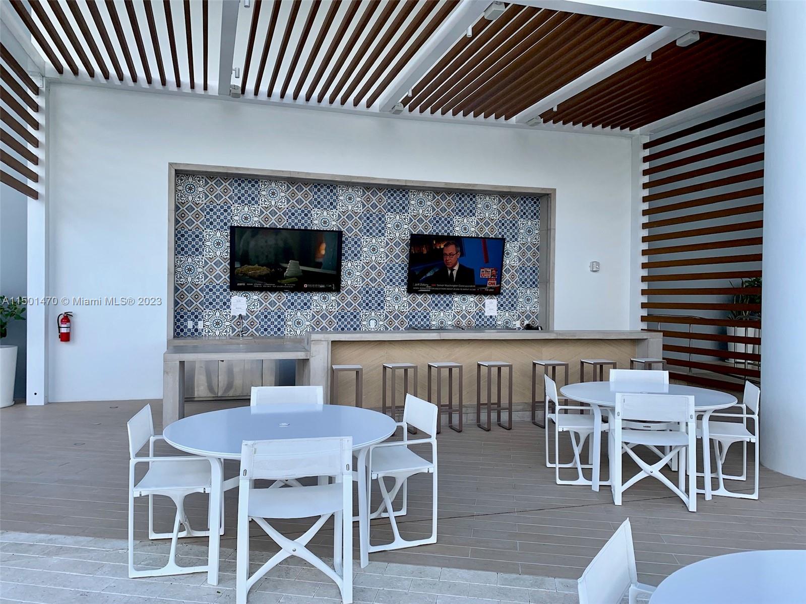 The Harbour Condominium - Residential Lease