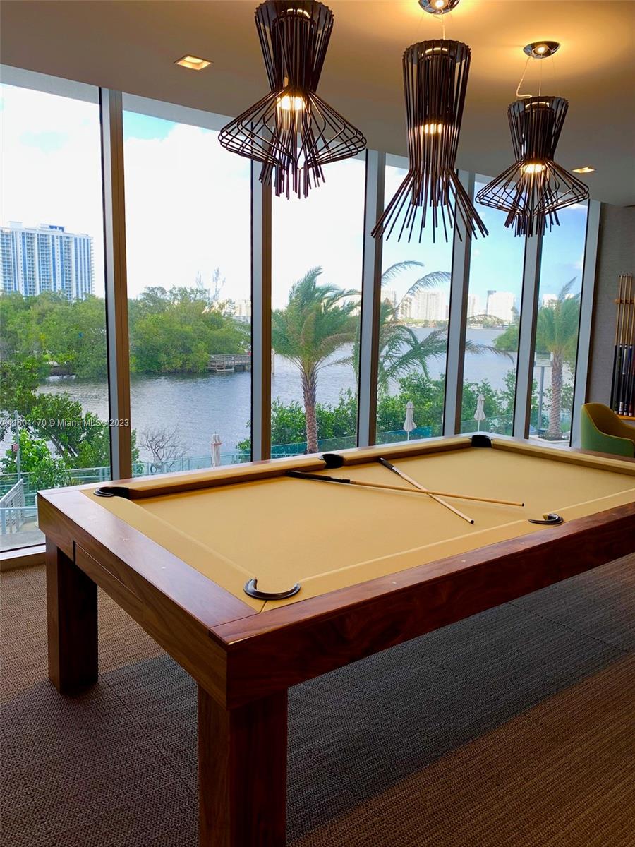 The Harbour Condominium - Residential Lease