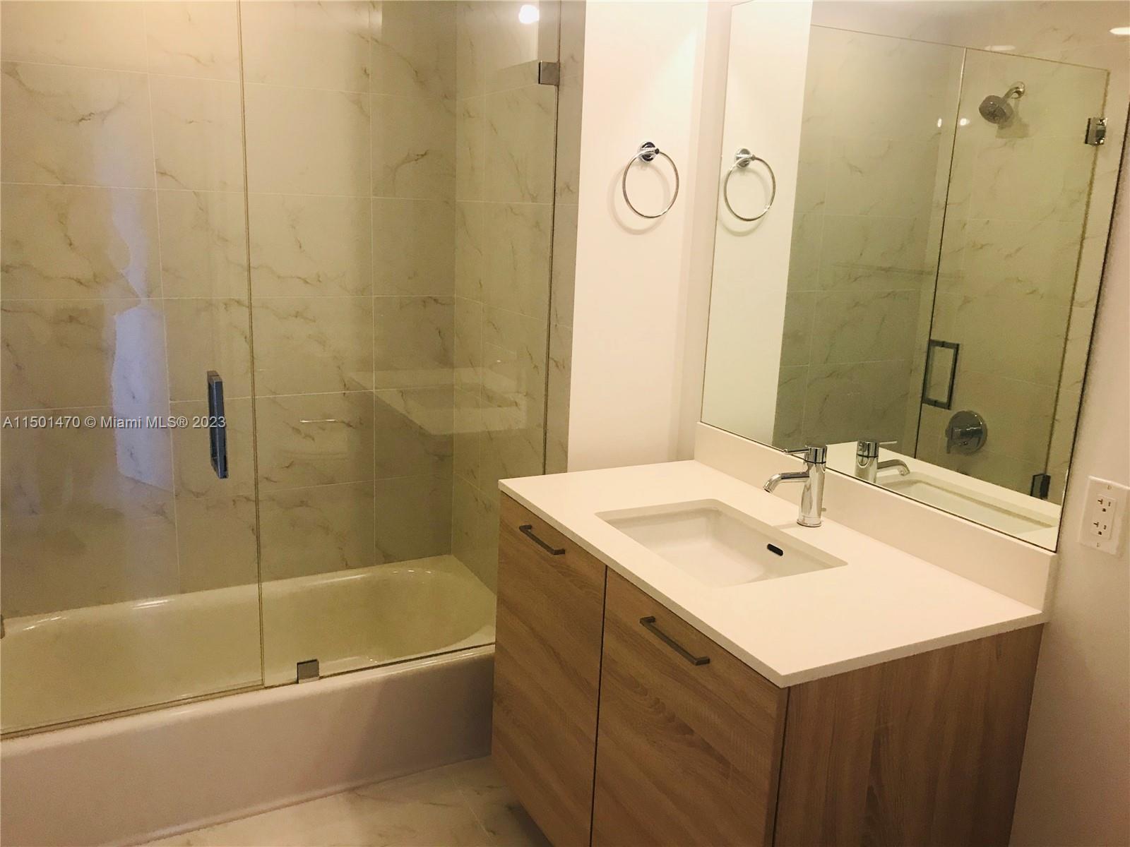 The Harbour Condominium - Residential Lease