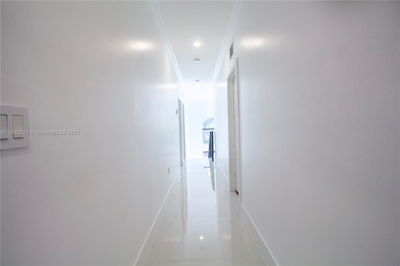 3010 ELIZABETH CONDO - Residential
