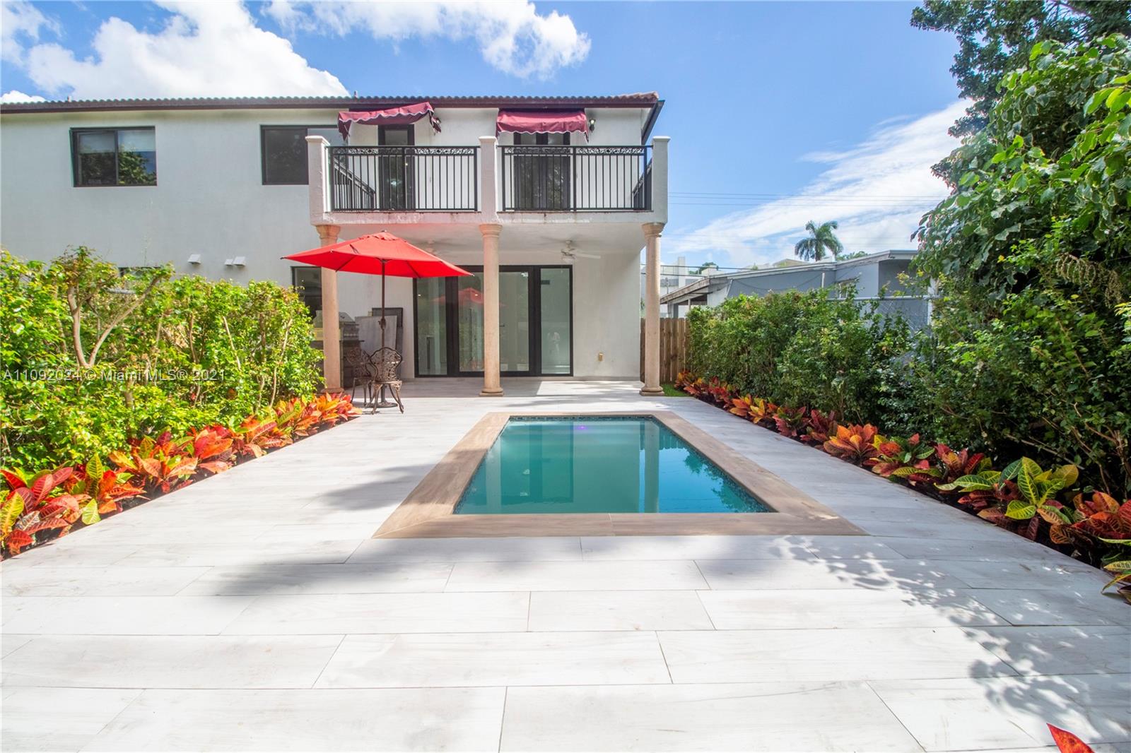 3010 ELIZABETH CONDO - Residential