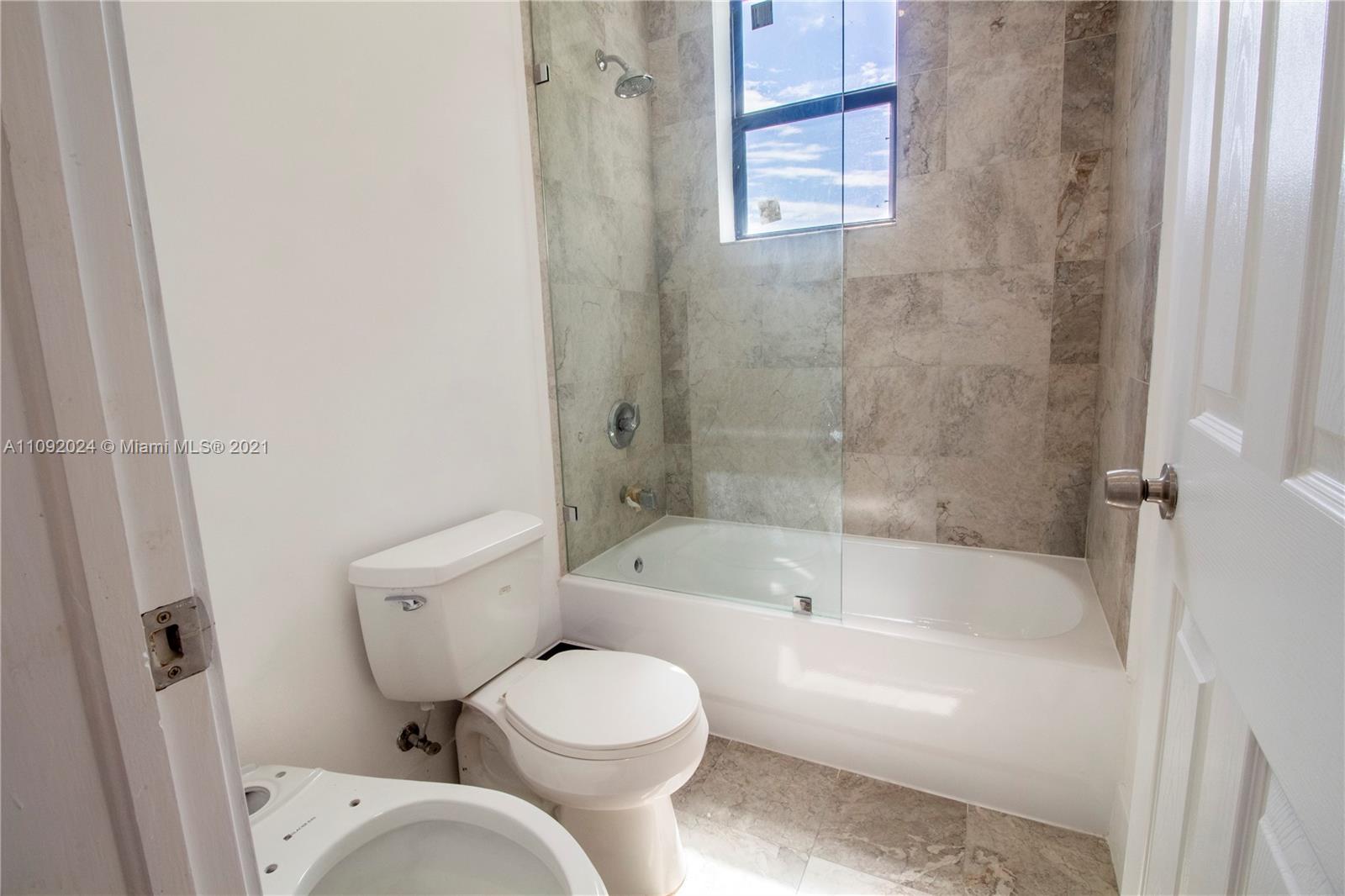 3010 ELIZABETH CONDO - Residential
