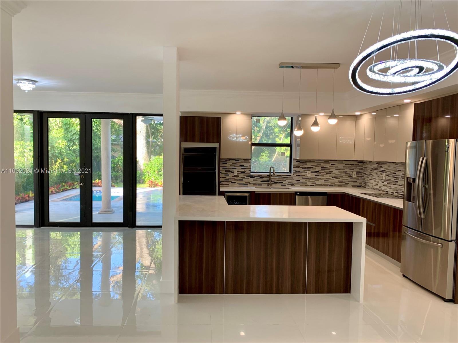 3010 ELIZABETH CONDO - Residential
