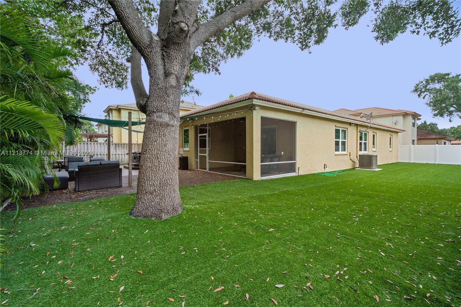 EMERALD COURTS-OPAL CREEK - Residential Lease