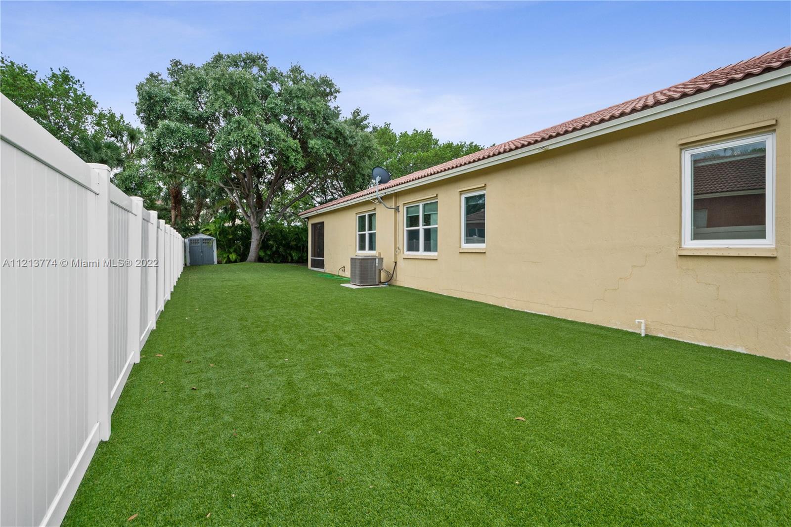 EMERALD COURTS-OPAL CREEK - Residential Lease