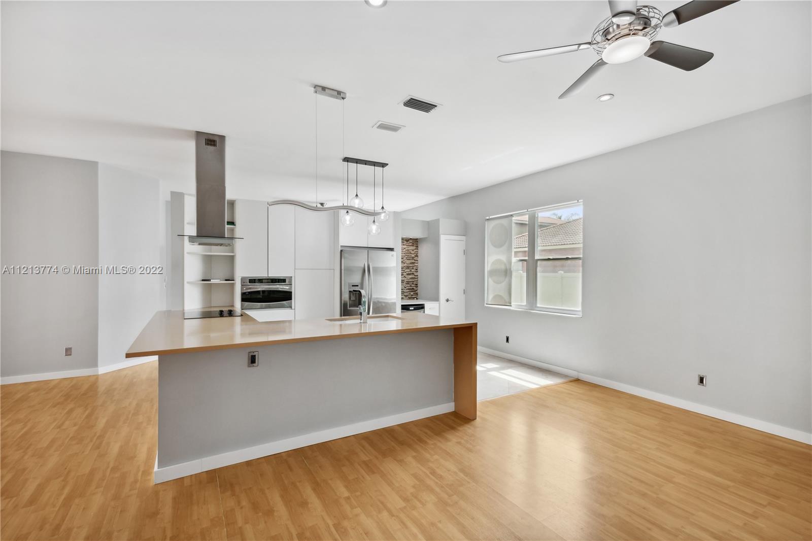 EMERALD COURTS-OPAL CREEK - Residential Lease