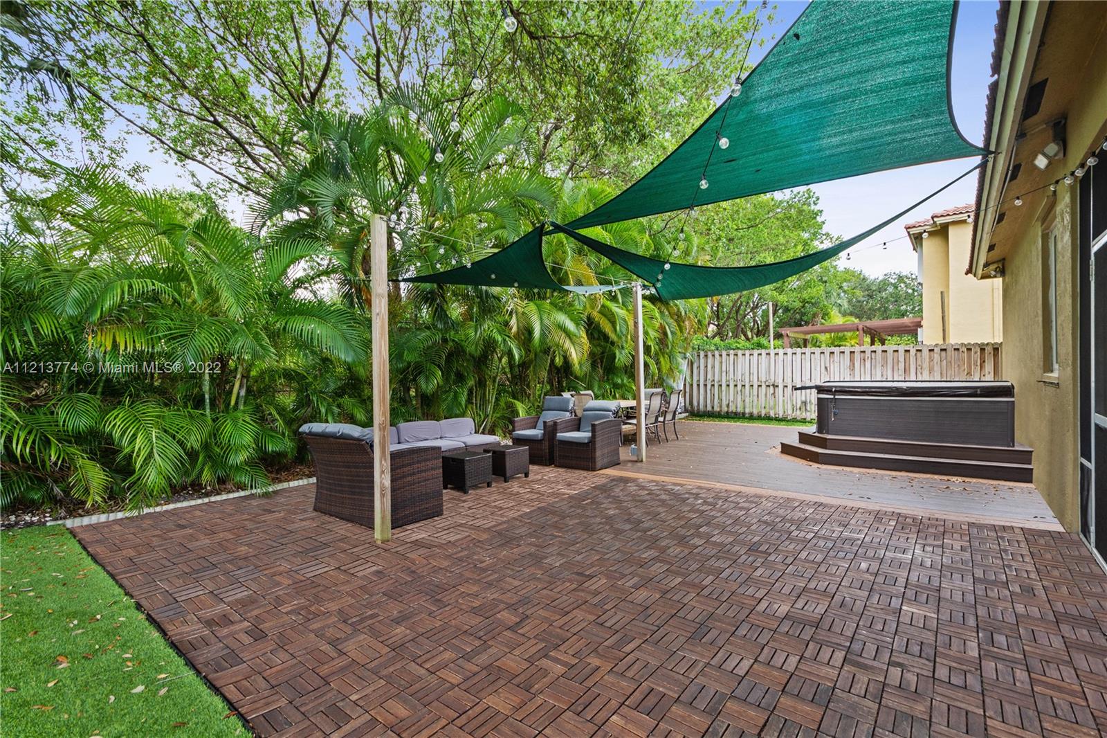 EMERALD COURTS-OPAL CREEK - Residential Lease