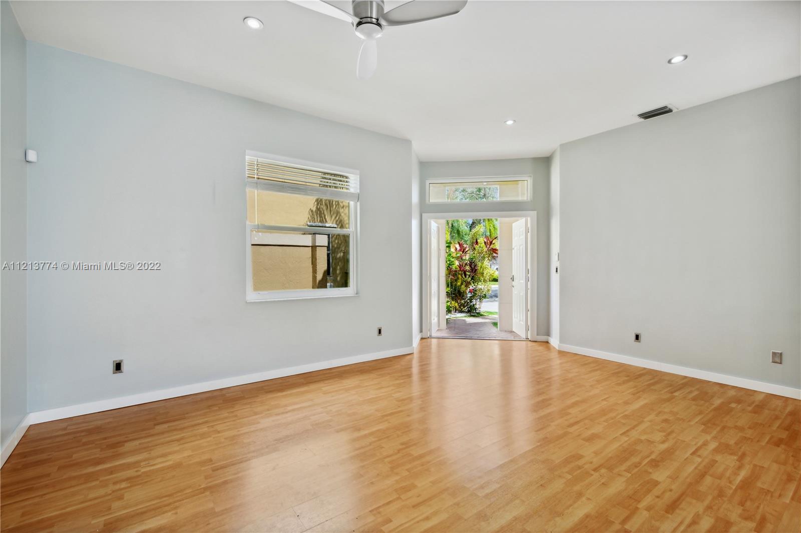 EMERALD COURTS-OPAL CREEK - Residential Lease