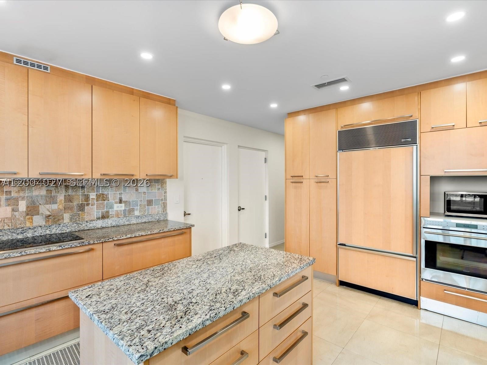 16001 Collins Ave 406