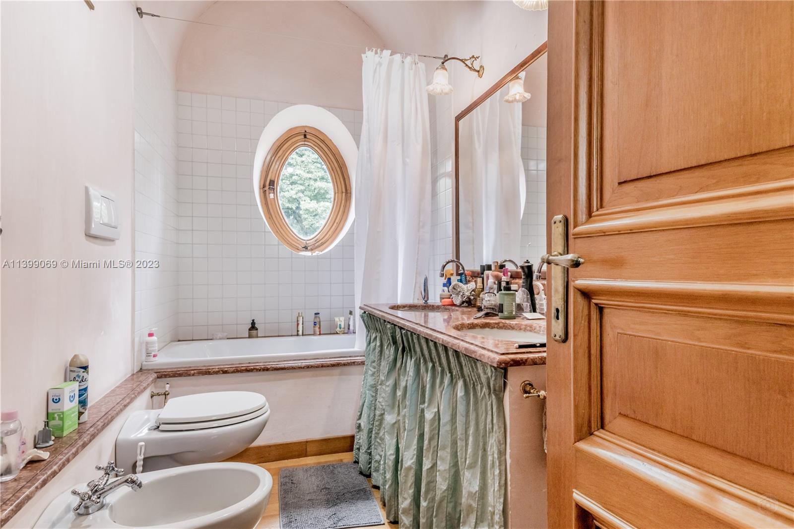 APPIA ANTICA - Residential