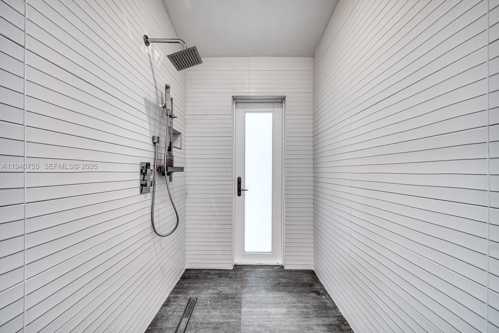 WORD SUB - Residential Lease