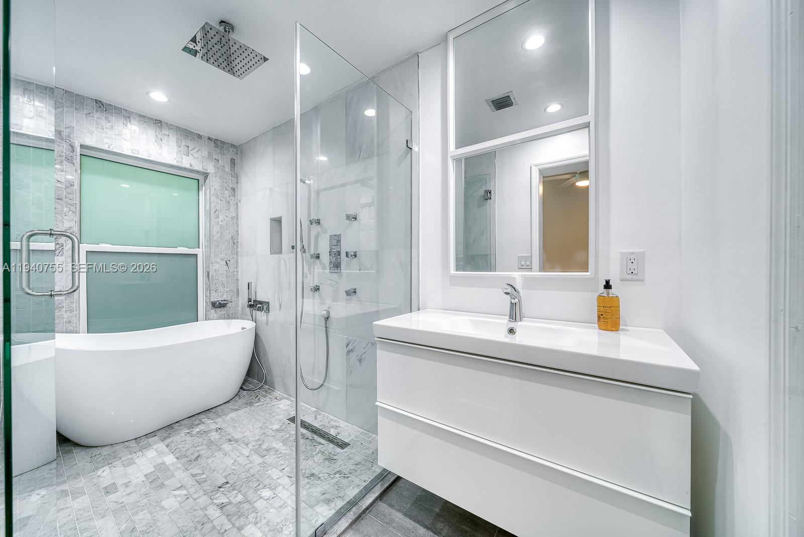 WORD SUB - Residential Lease