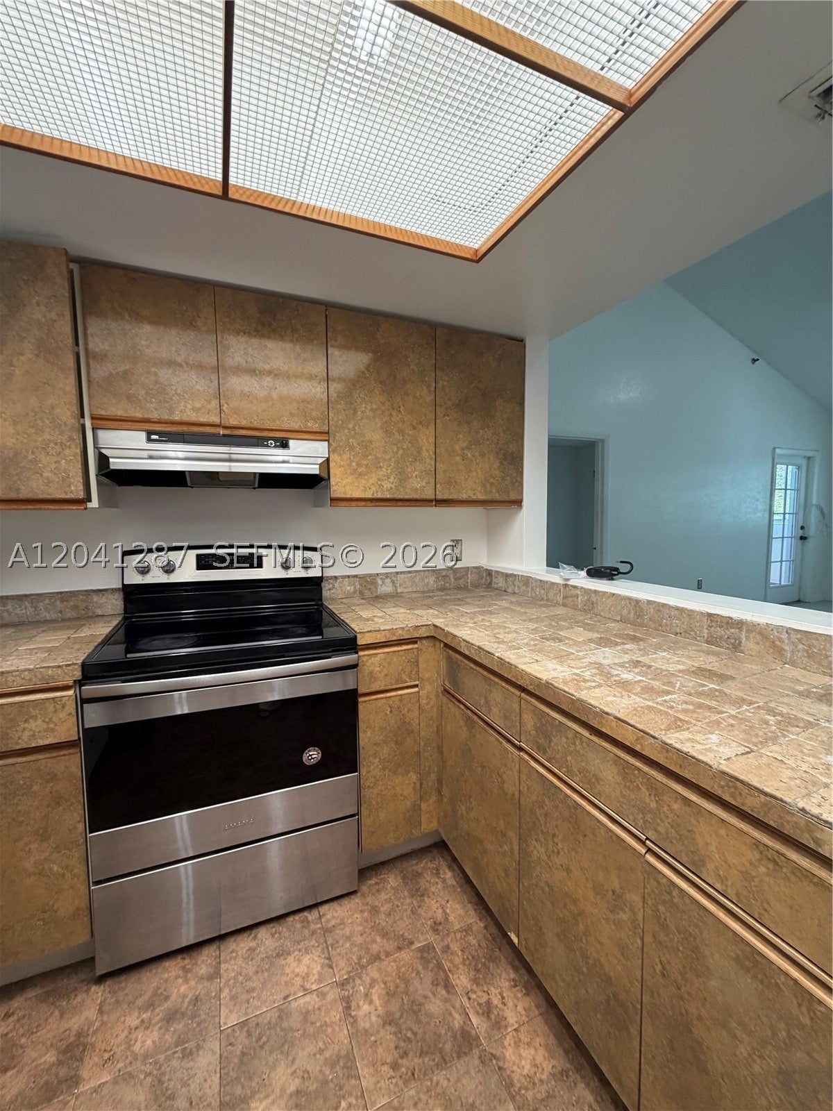 201 NW 7th St 408