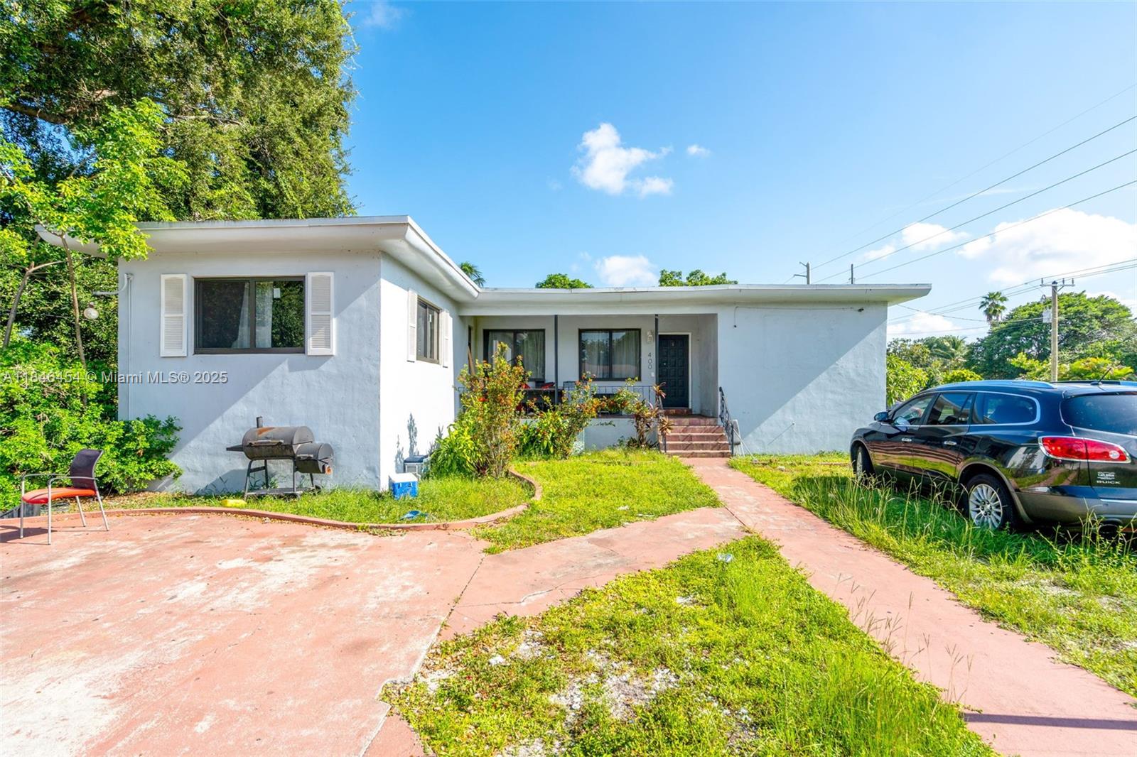 1400 NE 148th St, Miami, FL, 33161/$980,000 1 1400 NE 148th St