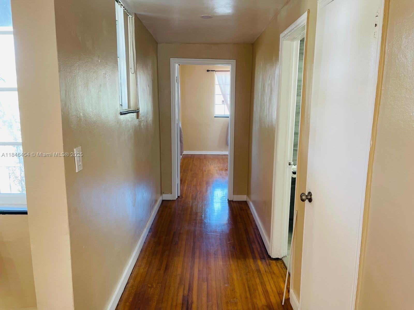 ARCH CREEKS ESTATES - Residential Income