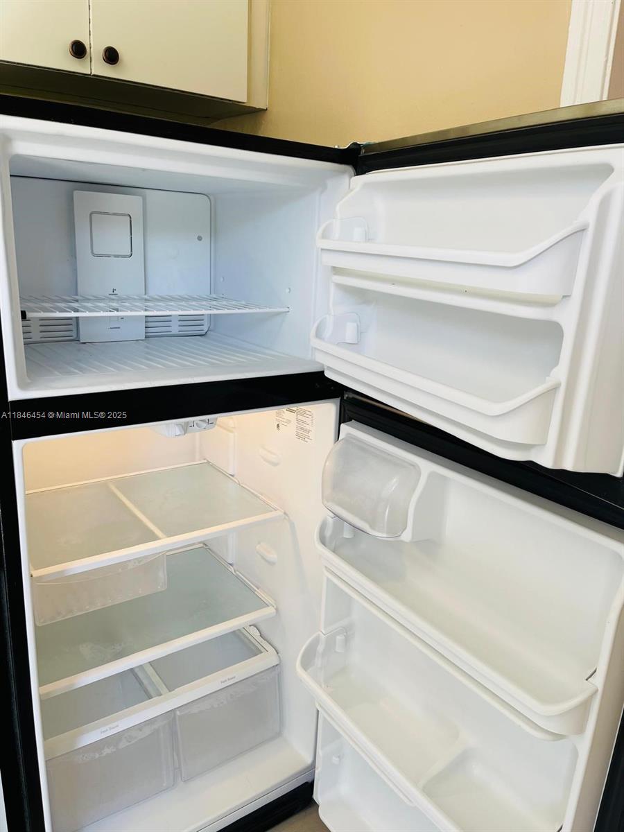 ARCH CREEKS ESTATES - Residential Income