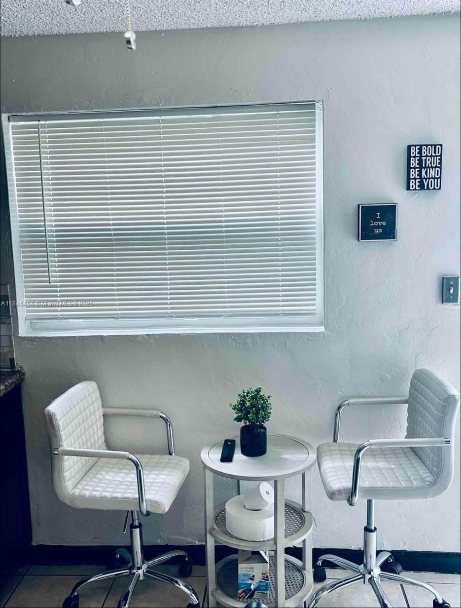 ARCH CREEKS ESTATES - Residential Income