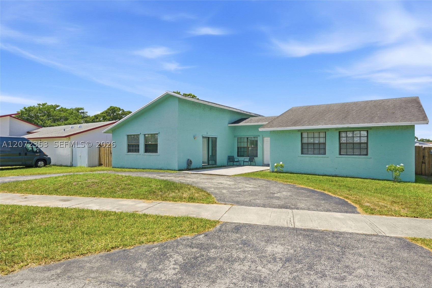 16604 SW 104th Ct