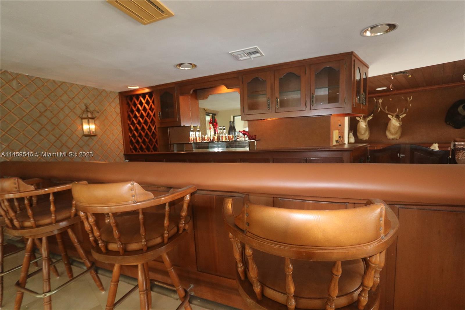 MIAMI LAKES LOCH LOMOND E - Residential