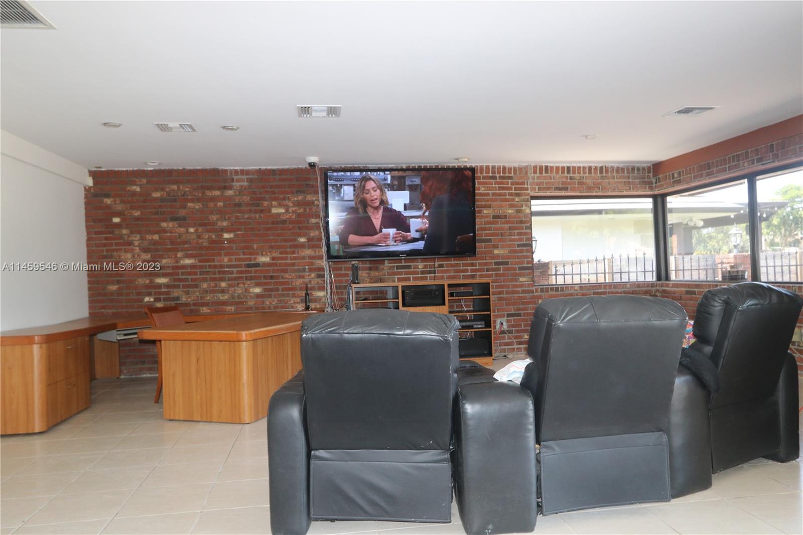 MIAMI LAKES LOCH LOMOND E - Residential