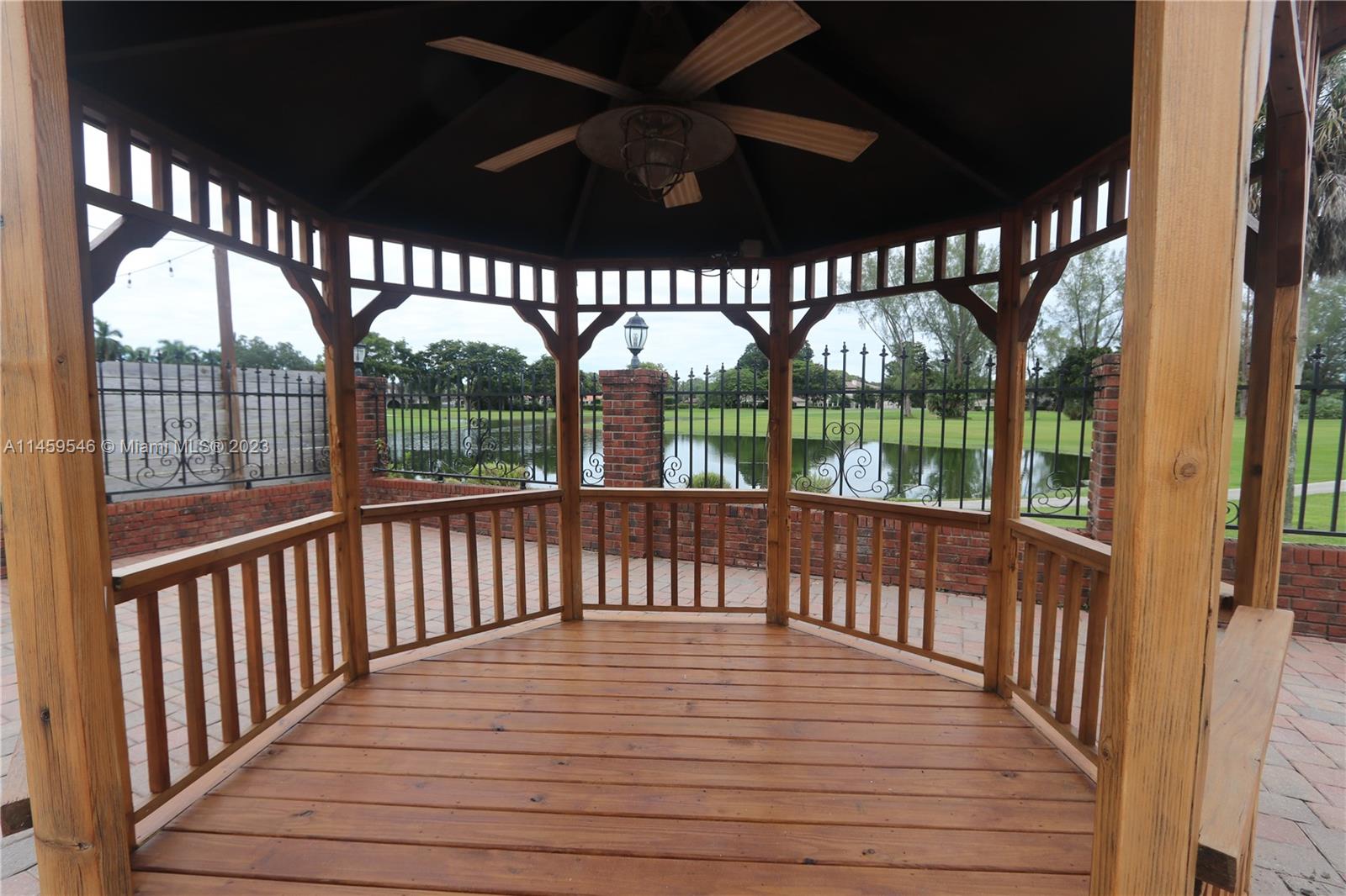 MIAMI LAKES LOCH LOMOND E - Residential