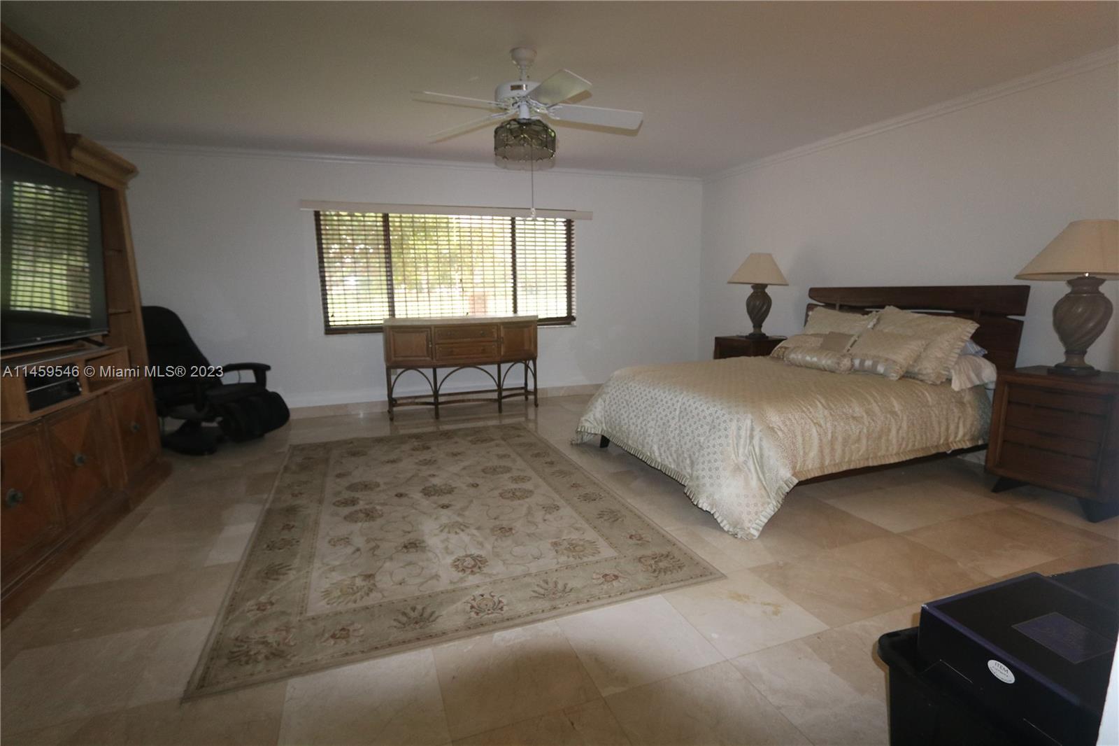 MIAMI LAKES LOCH LOMOND E - Residential