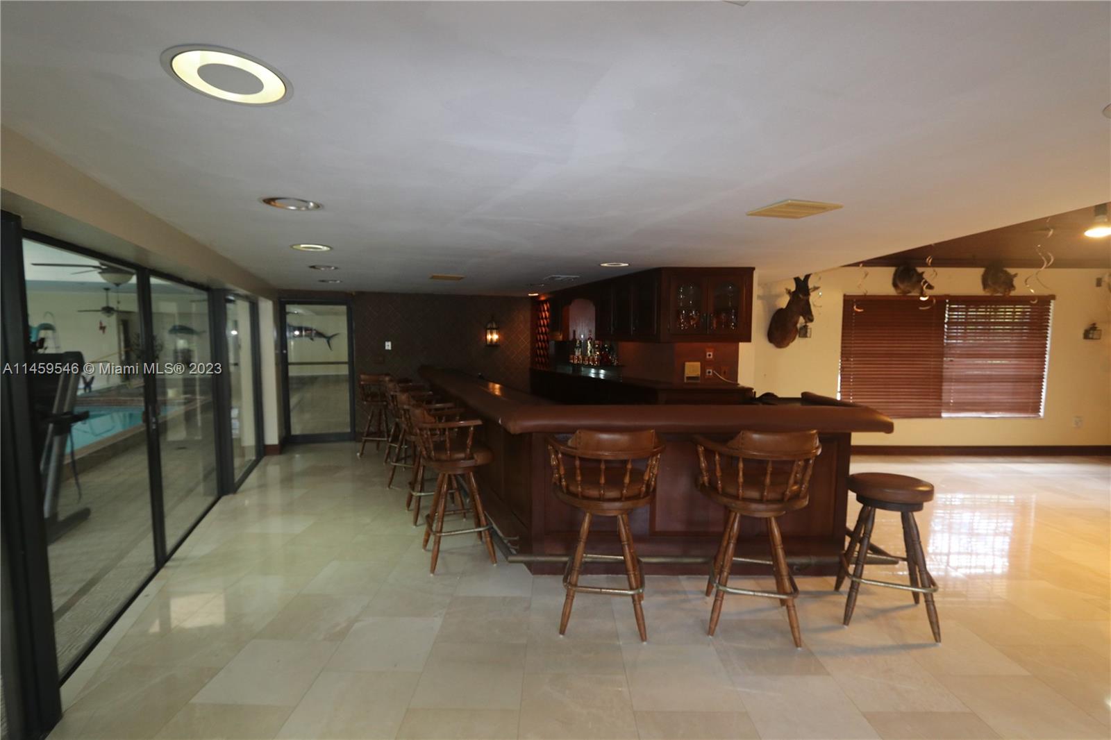 MIAMI LAKES LOCH LOMOND E - Residential