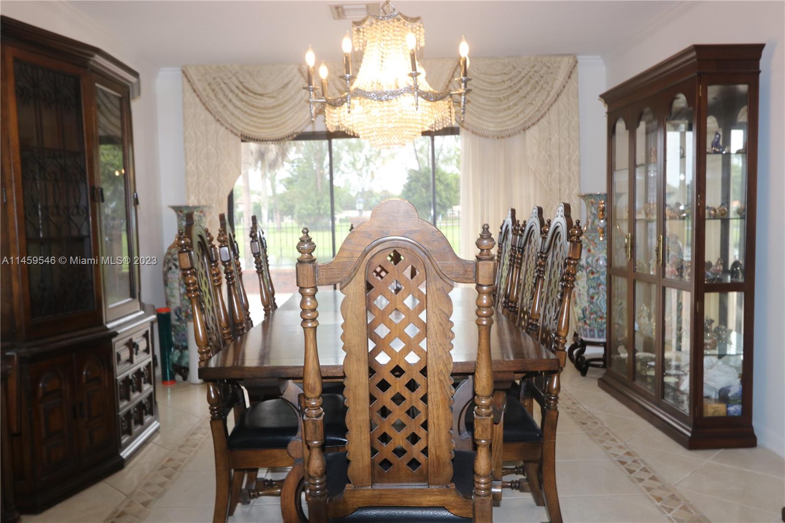 MIAMI LAKES LOCH LOMOND E - Residential