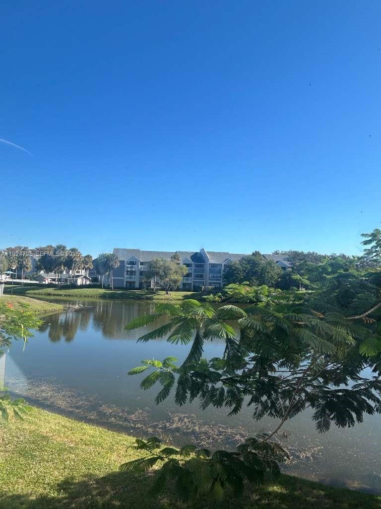 CARLISLE AT HAMPTONS WEST - Residential